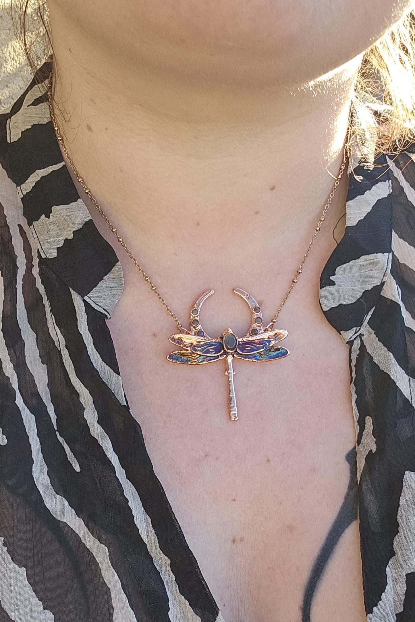 Eformed tiny dragonfly with labradorites, 3d printed insect eformed in bright copper witchy unique necklace