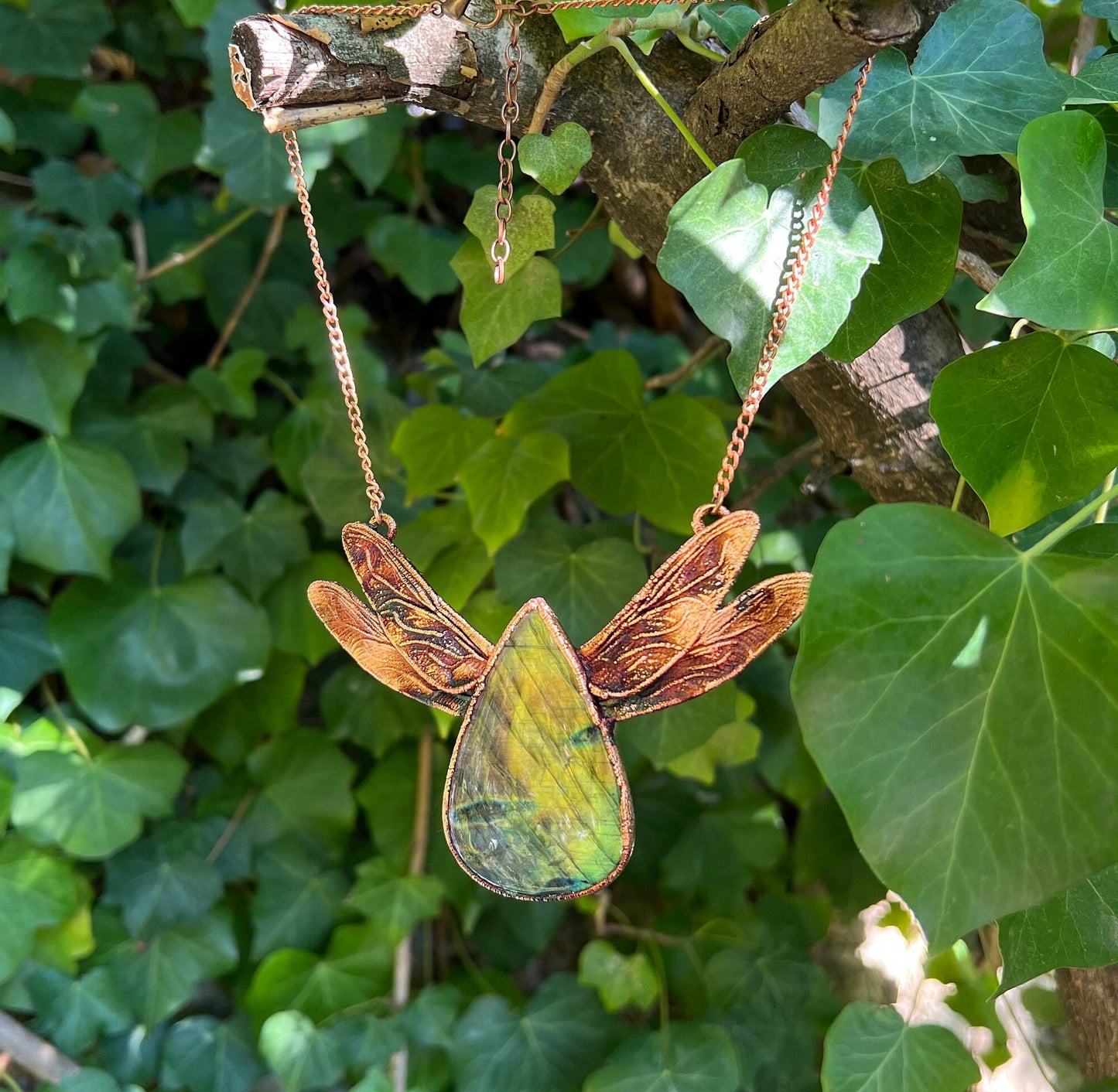 Eformed gigantic spectrolyte labradorite with 3d printed dragonfly wings, huge statement piece eformed in copper
