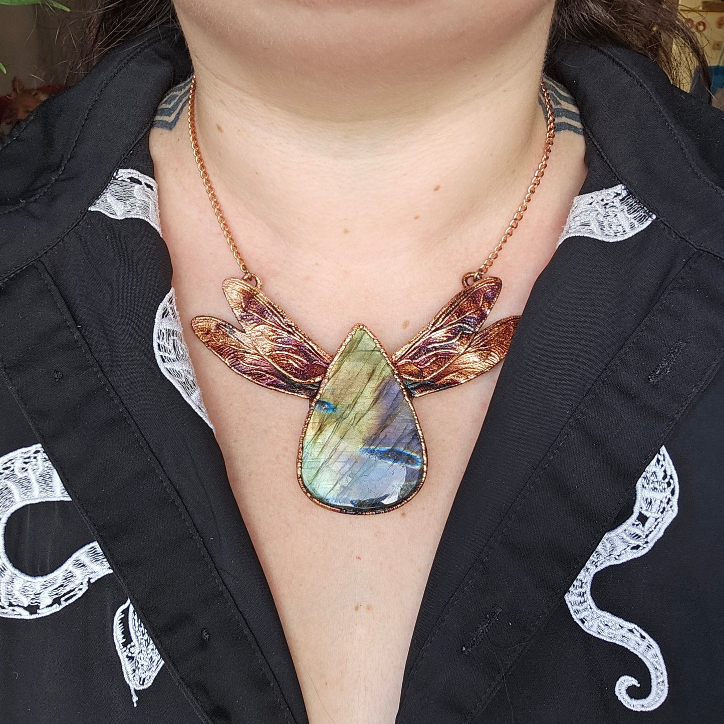 Eformed gigantic spectrolyte labradorite with 3d printed dragonfly wings, huge statement piece eformed in copper