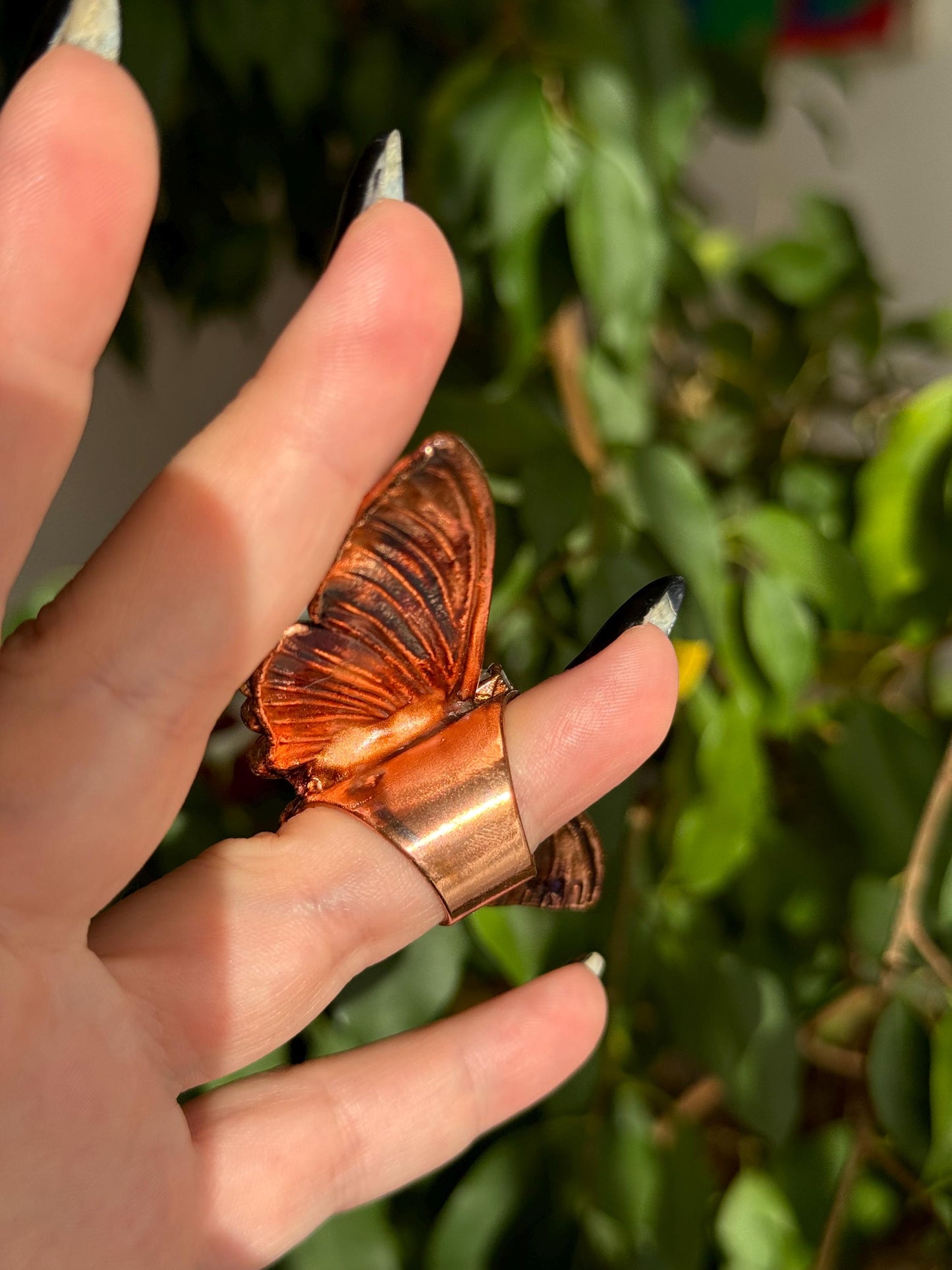 Butterfly ring with a quartz point and moonstones size 5.25 US/uk K, copper eformed with colorful patina